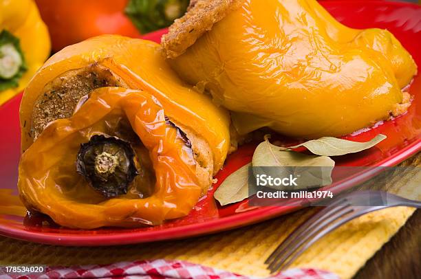 Stuffed Peppers - Fotografias de stock e mais imagens de Alimentação Saudável - Alimentação Saudável, Amuse bouche, Antipasto