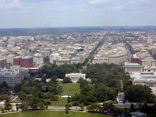 White House Aerial An Aerial View Of The White House In Washington Dc And It's Surroundings antenna aerial photos stock pictures, royalty-free photos & images