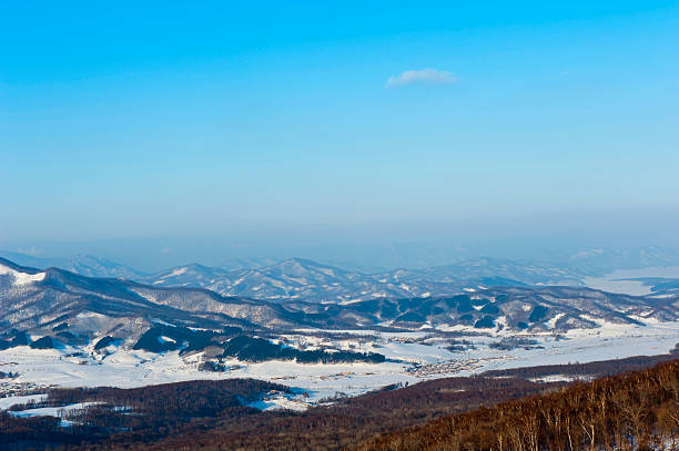 istock The snow-capped mountains in winter 178535104