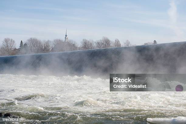 Photo libre de droit de Eau Dautomne banque d'images et plus d'images libres de droit de Arbre - Arbre, Chute d'eau, Ciel