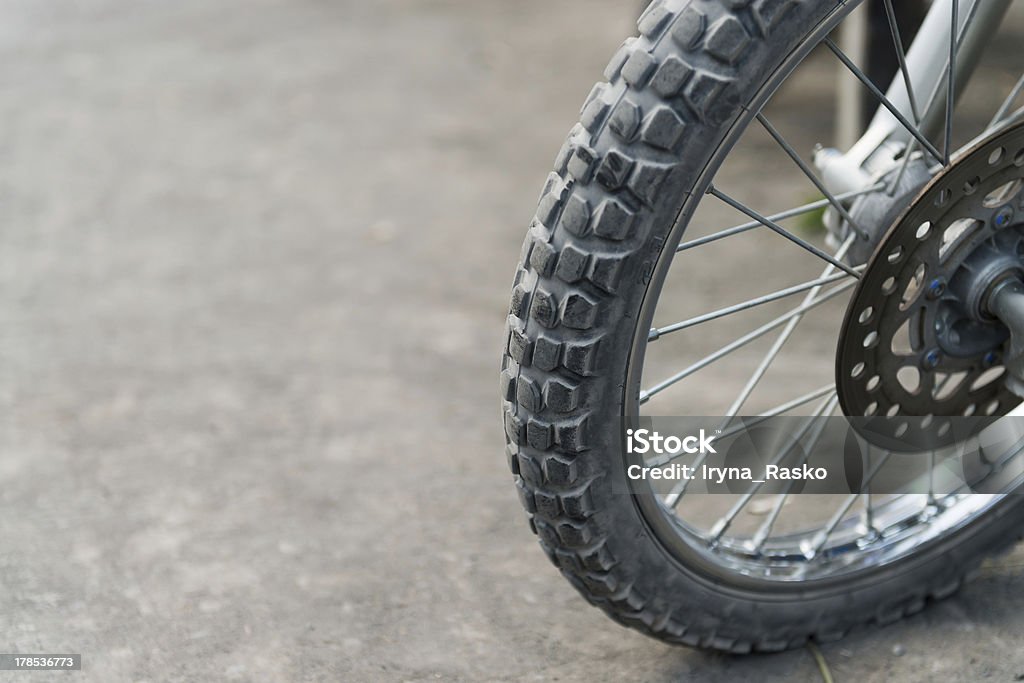 Off-road de motocicleta pneus. - Foto de stock de Roda royalty-free