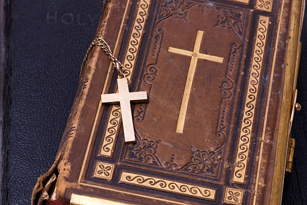 istock Gold Cross & Christian Books 178536921