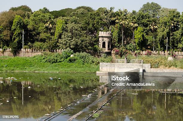 Photo libre de droit de Barrage De La Rivière Musi Hyderabad banque d'images et plus d'images libres de droit de Fleuve et rivière - Fleuve et rivière, Andhra Pradesh, Arbre