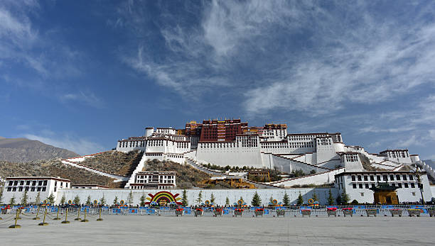 istock Potala Palace, Lhasa, Tibet 178540833