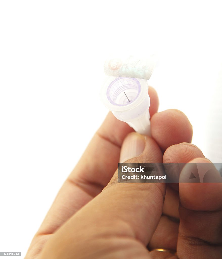 Jetable needles à insuline stylo à la main - Photo de Abstrait libre de droits