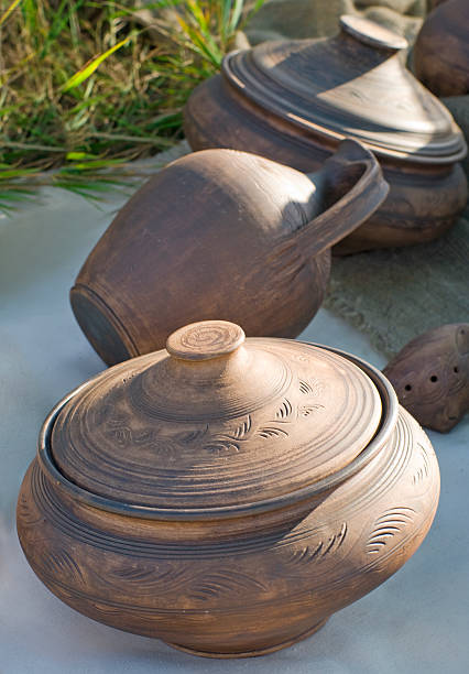 istock ceramics  at an outdoor market 178550206