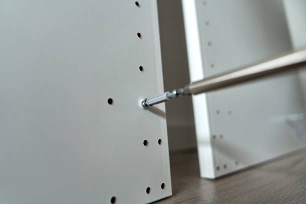 istock Handyman is making cabinets at home 1785524998