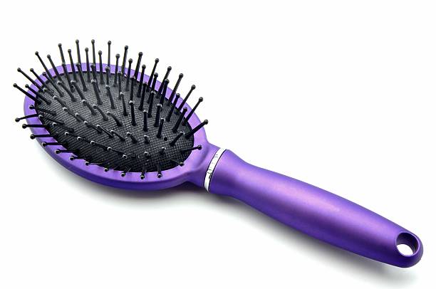 クリムゾンのブラシ - hairbrush ストックフォトと画像