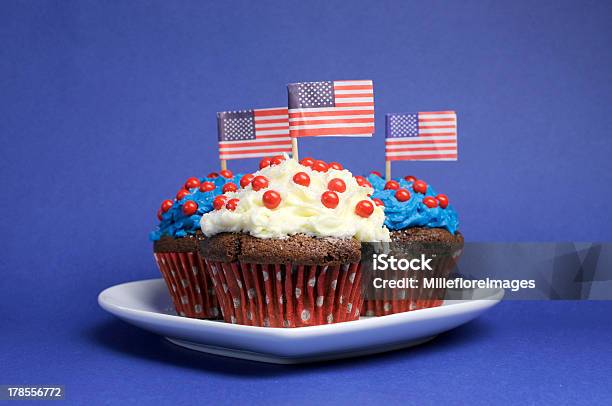 Fourth 4th Of July Party Cupcakes Stock Photo - Download Image Now - Cake, Fourth of July, American Flag