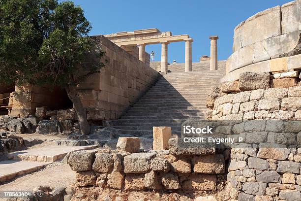 Foto de A Grécia e mais fotos de stock de Arquitetura - Arquitetura, Condição, Estrutura construída
