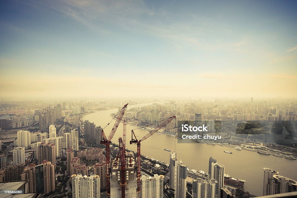 Desenvolvimento de Xangai - Foto de stock de Guindaste - Maquinaria de Construção royalty-free