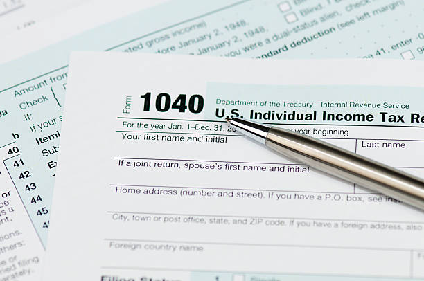 istock income tax form 178566491