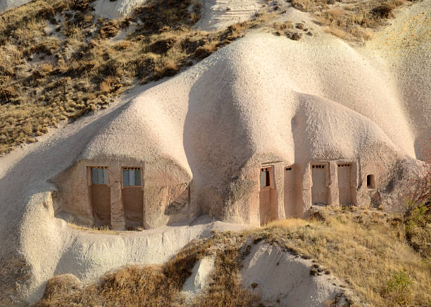 cappadocia casa - reclusion fotografías e imágenes de stock