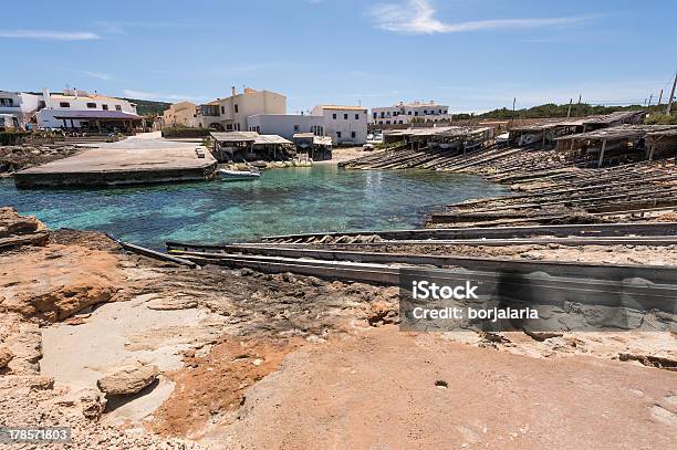 Es Klapki Calo Port W Wyspa Formentera Łodzie Kolei - zdjęcia stockowe i więcej obrazów Baleary