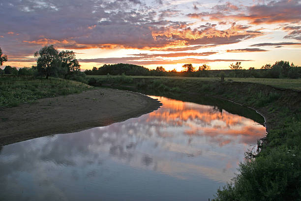 istock walk along the river at sunset 178577865