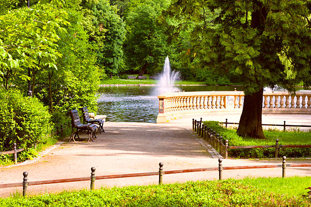 istock Fountains in the park 178577896