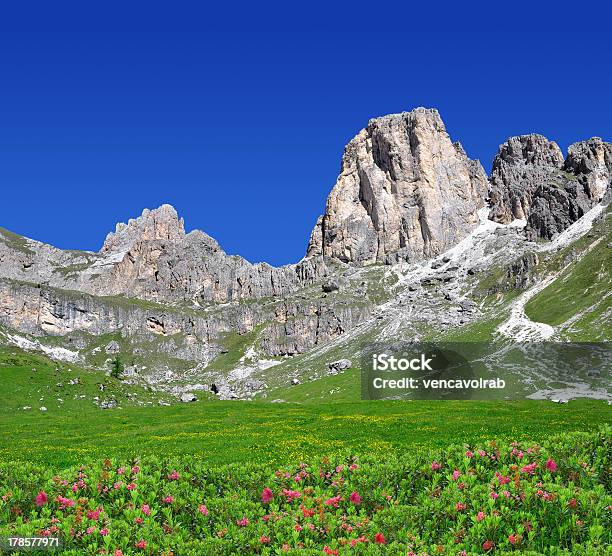 Dolomit Peaks Rosengarten - zdjęcia stockowe i więcej obrazów Alpy - Alpy, Bez ludzi, Dolomity