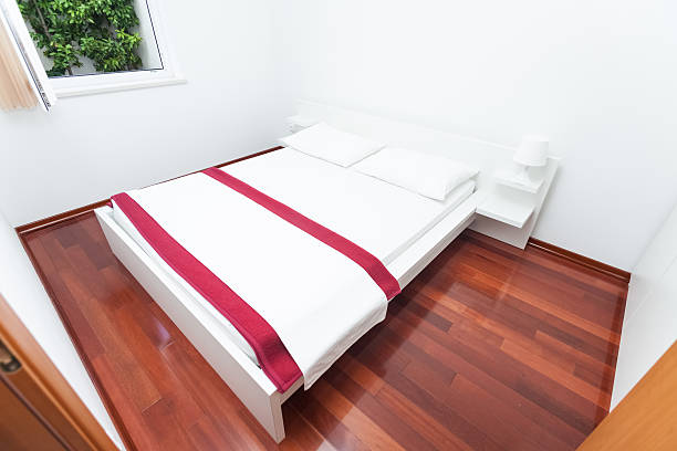 モダンなベッドルーム - bedroom bed comfortable double bed ストックフォトと画像