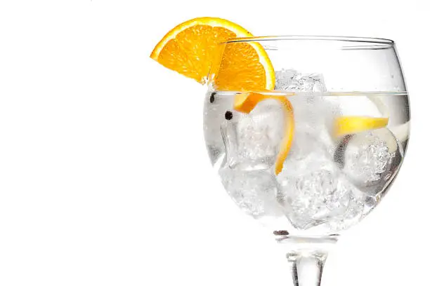 Gin tonic cocktail