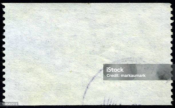 Sfondo Francobollo Postale - Fotografie stock e altre immagini di Cartolina postale - Cartolina postale, Collezionare francobolli, Composizione orizzontale