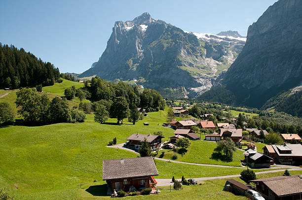istock Wetterhorn, Swiss Alps 178583776