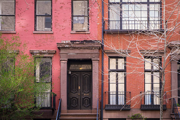 istock Apartment building, Manhattan, New York City 178584098