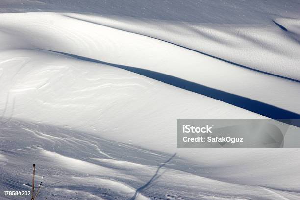 Foto de Neve e mais fotos de stock de Branco - Branco, Clima, Congelado