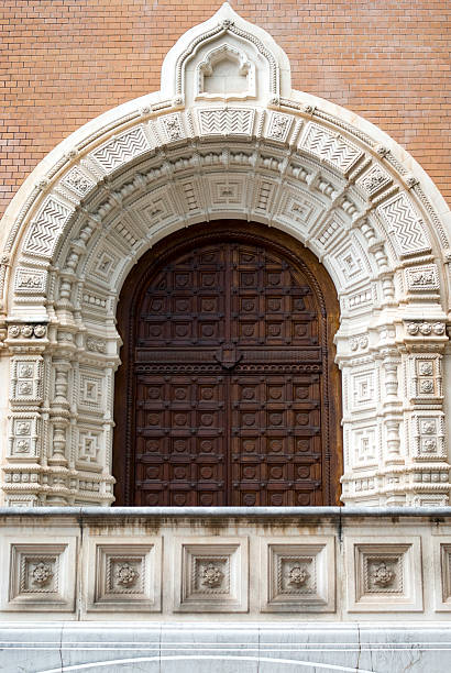 istock Antique door entrance 178585655