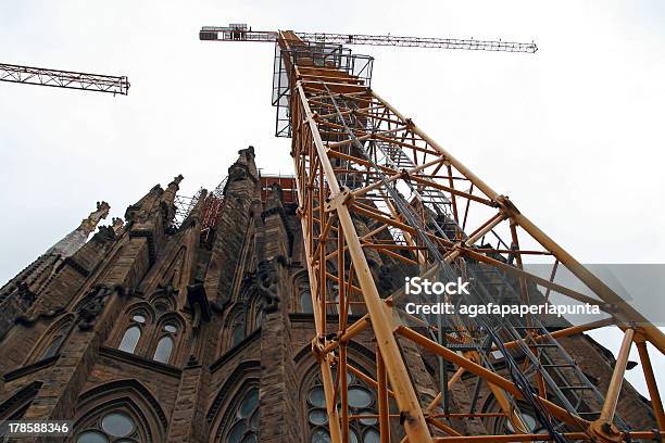 Sagrada Família - Fotografie stock e altre immagini di A forma di croce - A forma di croce, Antoni Gaudí, Architettura