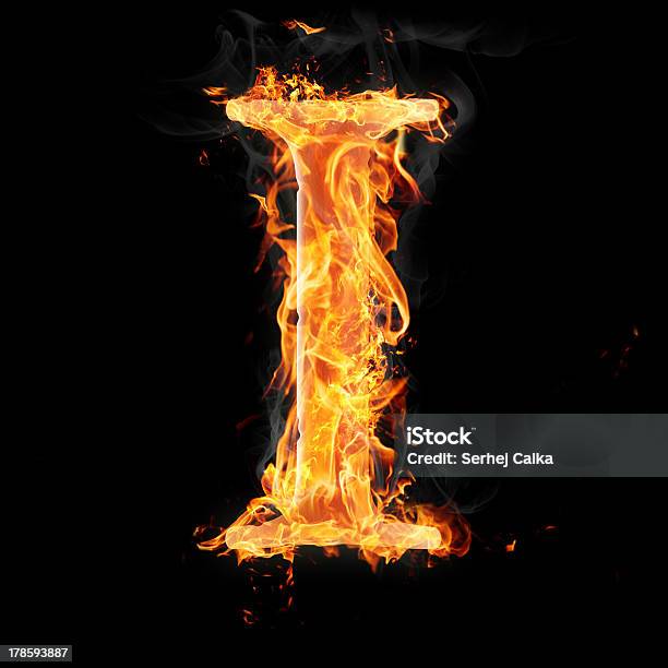 Brennende Objekte Und Symbole Auf Feuer Hintergrund Stockfoto und mehr Bilder von Abstrakt