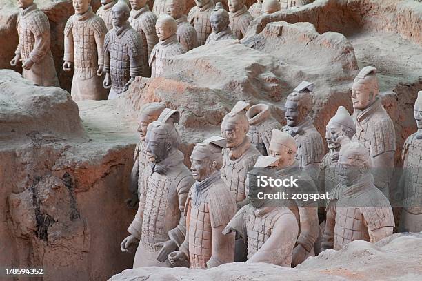 Terracota Warriors Foto de stock y más banco de imágenes de Arqueología - Arqueología, China, Cultura china