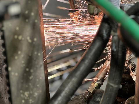 Sparks when cutting metal