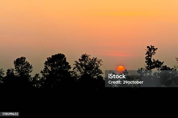Zachód Słońca Dawn Zmierzch - zdjęcia stockowe i więcej obrazów Brzask - Brzask, Burza, Chmura