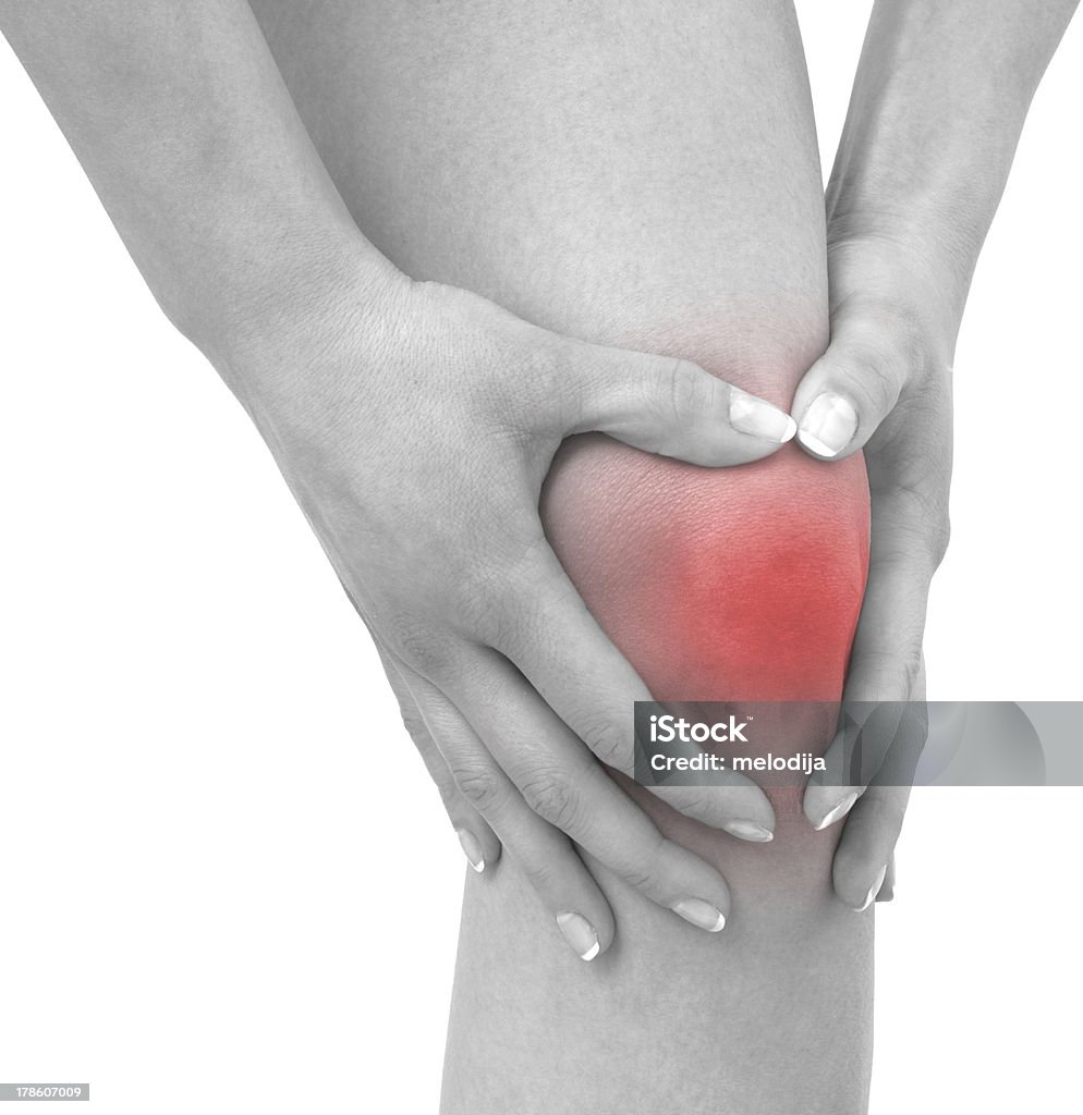 Острая боль в женщина колено - Стоковые фото Артрит роялти-фри