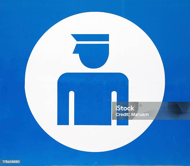 Sinal Azul Indicando Esquadra De Polícia - Fotografias de stock e mais imagens de Azul - Azul, Esquadra de Polícia, Força policial