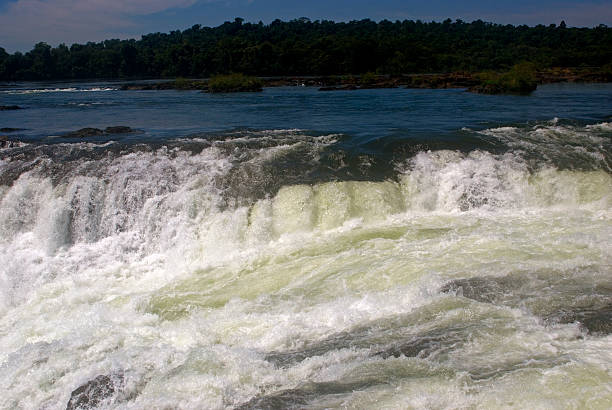 istock Iguacu Falls, Argentina 178610148