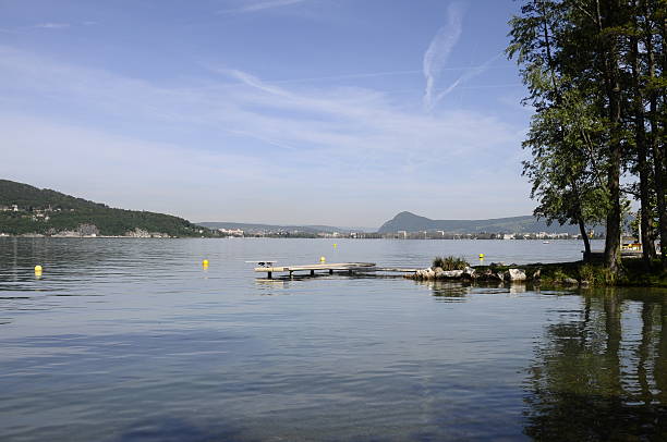 istock Annecy lake 178612961