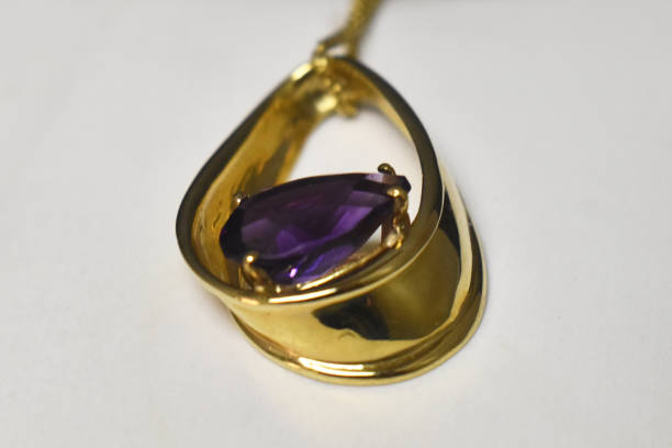 istock Amethyst Gold Necklace 1786153917