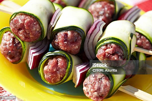 Speisen Für Grill Stockfoto und mehr Bilder von Am Spieß gebraten - Am Spieß gebraten, Bratspieß, Bunt - Farbton