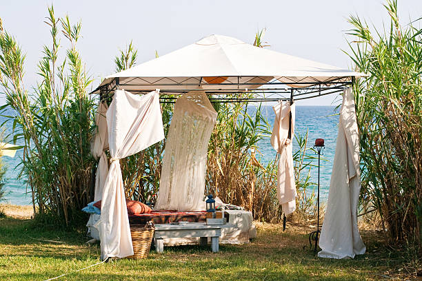 istock Gazebous next to the sea 178617352