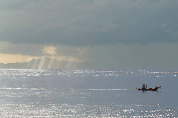 istock Thai Fisherman in Koh Phangan 178623782