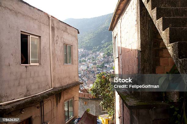 Rocinha - Fotografias de stock e mais imagens de Rocinha - Rio de Janeiro - Rocinha - Rio de Janeiro, Bairro de Lata, Brasil