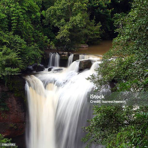 Wasserfall Im Khao Yai Stockfoto und mehr Bilder von Abenteuer - Abenteuer, Bewegungsunschärfe, Bildhintergrund