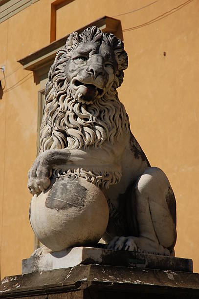 istock Statue of a Lion in Florence 178631635