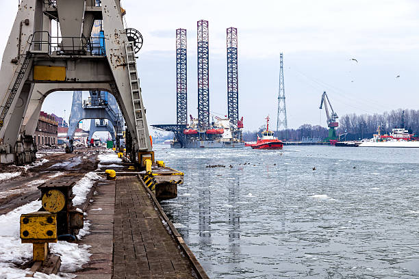 포트 동절기의 - tugboat nautical vessel sea gdansk 뉴스 사진 이미지