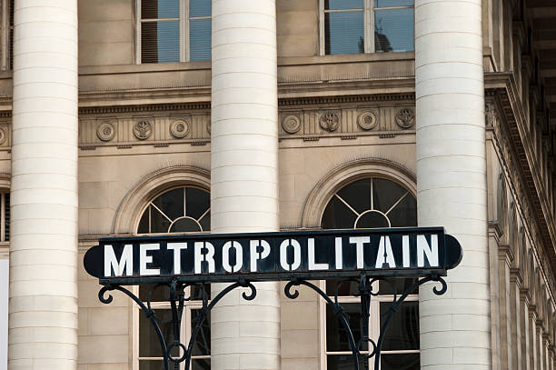 istock Metropolitain, Paris, France 178632050