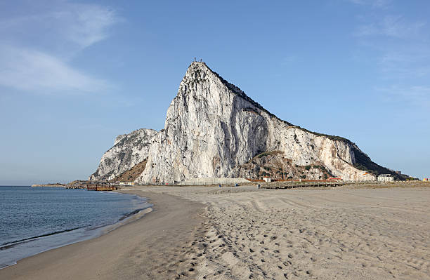 o rochedo de gibraltar - rock of gibraltar - fotografias e filmes do acervo