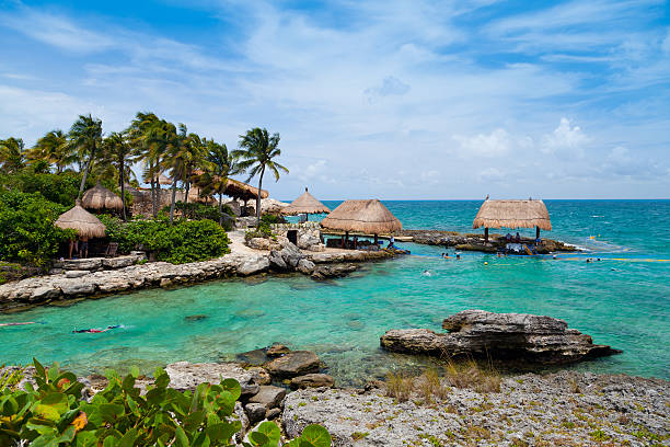 The beautiful oceanfront paradise of the Mayan Riviera  http://www.mymicrostockforo.com/images/banner-riviera-maya.jpg cancun photos stock pictures, royalty-free photos & images