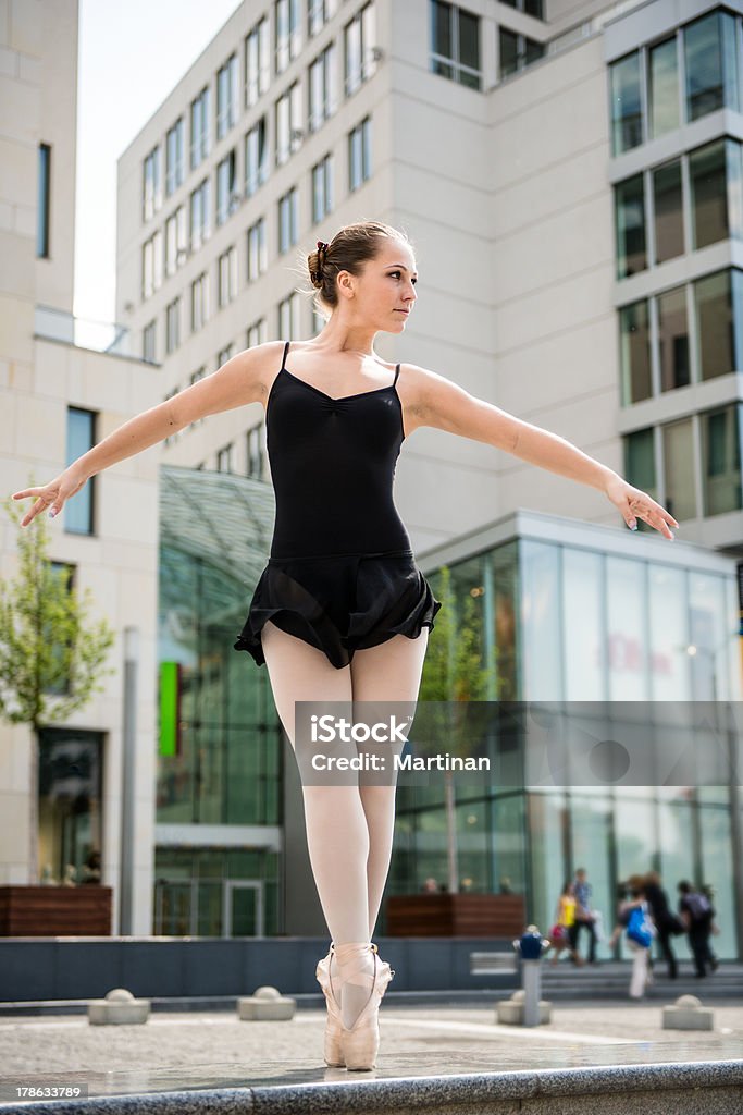 Dançarino de Ballet Dança de Rua - Royalty-free Adulto Foto de stock