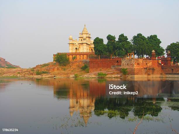 Jaswant Thada Małe Taj Mahal - zdjęcia stockowe i więcej obrazów Aranżować - Aranżować, Architektura, Azja